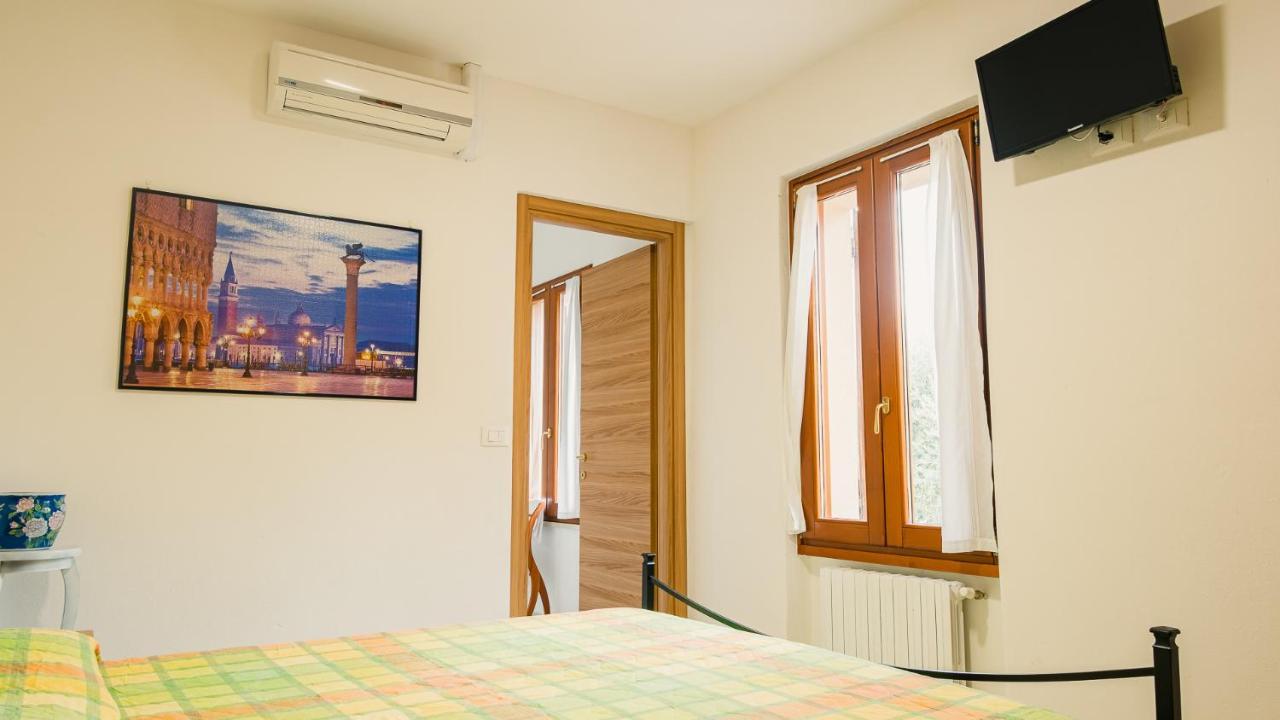 La Casa Di Nonna Agnese - Italian Homing Διαμέρισμα Padenghe sul Garda Εξωτερικό φωτογραφία